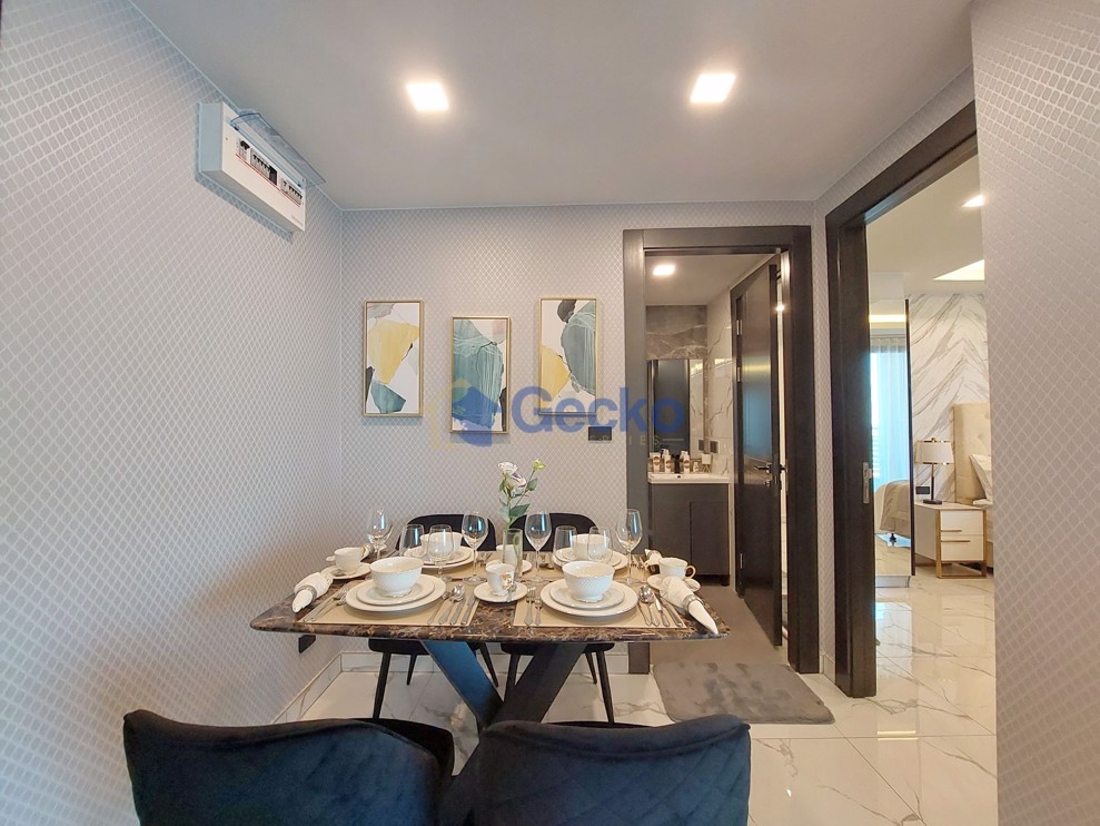 2 Bedrooms Condo in Arcadia Millennium Tower South Pattaya C005282 (Photo 1)