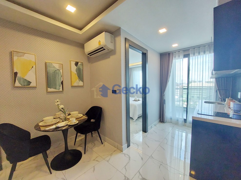 1 Bedroom Condo in Arcadia Millennium Tower South Pattaya C005279 (Photo 1)