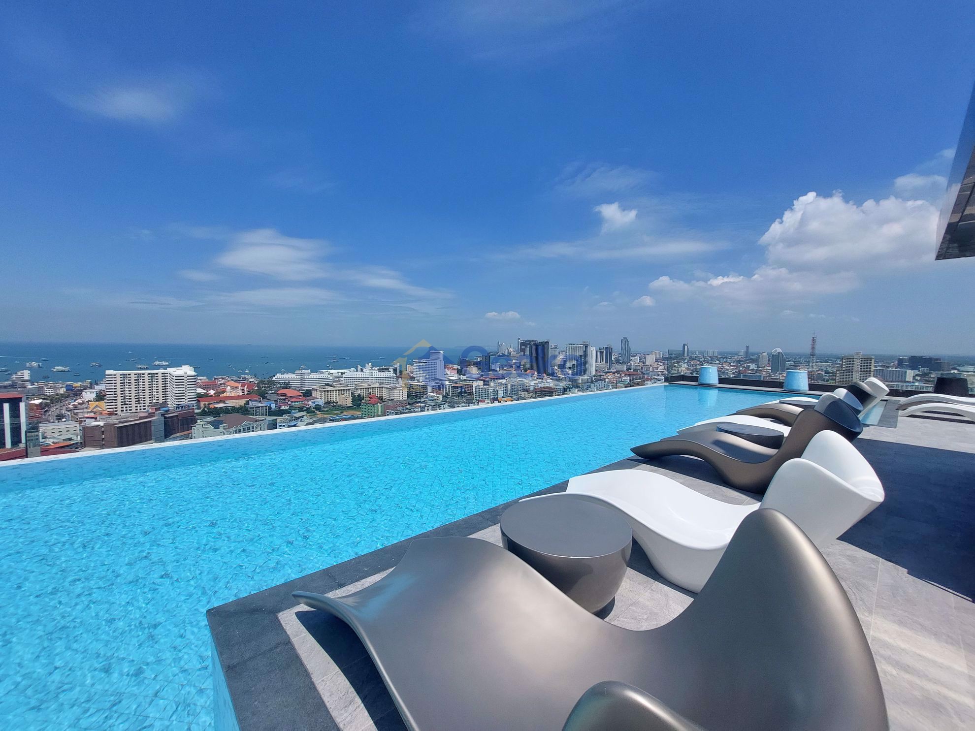 1 Bedroom Condo in Arcadia Millennium Tower South Pattaya C005279