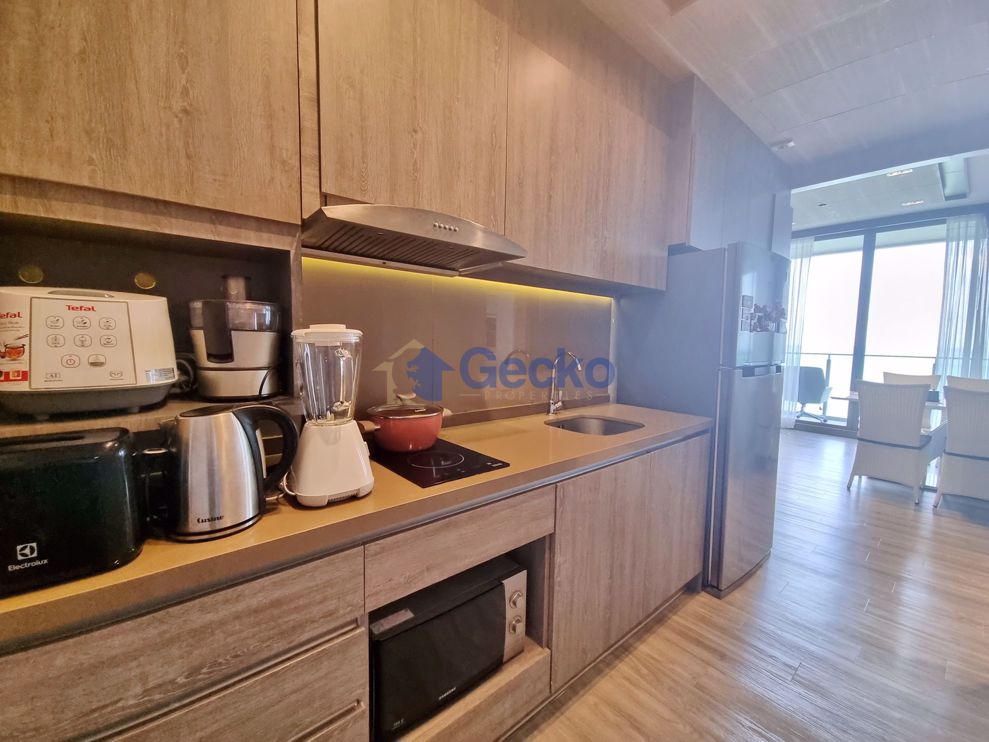 2 Bedrooms Condo in Baan Plai Haad Pattaya Wongamat C010266 (Photo 4)