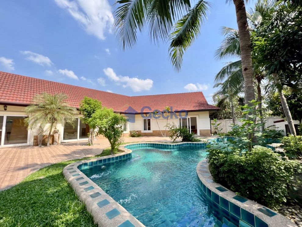 4 ห้องนอน บ้าน in Nirvana Pool 1  พัทยาตะวันออก H010288 (Photo 1)