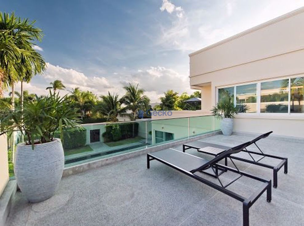 5 Bedrooms House in The Vineyard Phase I  East Pattaya H010297 (Photo 4)