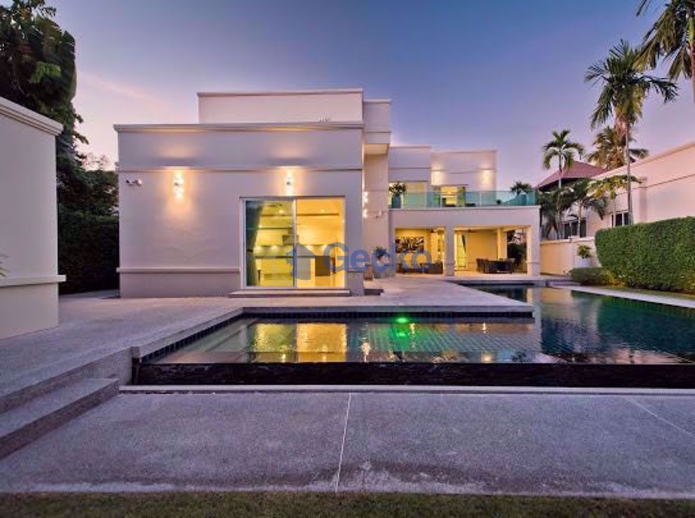 5 Bedrooms House in The Vineyard Phase I  East Pattaya H010297 (Photo 1)