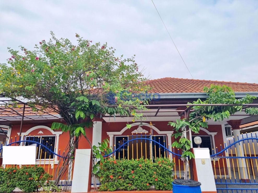 3 Bedrooms House in Eakmongkol Thepprasit  Jomtien H010311 (Cover Photo)