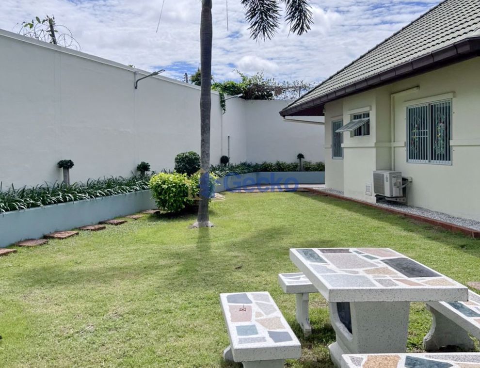 3 Bedrooms House in Green Field Villa 3  East Pattaya H010316 (Photo 1)
