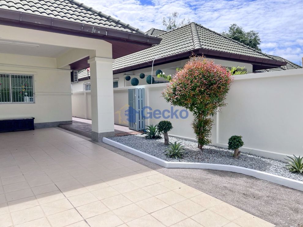 3 Bedrooms House in Green Field Villa 3  East Pattaya H010316 (Photo 2)