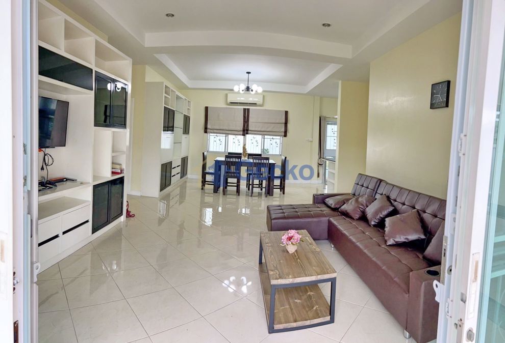 3 Bedrooms House in Green Field Villa 3  East Pattaya H010316 (Photo 4)