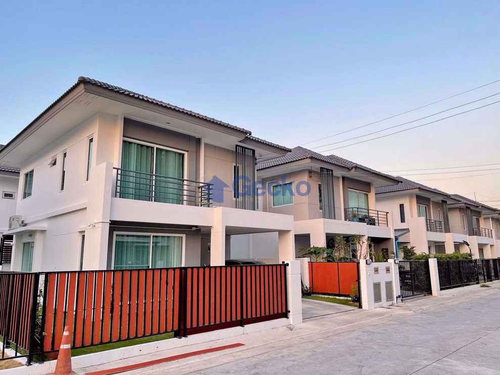 3 ห้องนอน บ้าน in Baan Pruksanara  พัทยาตะวันออก H010326 (Cover Photo)