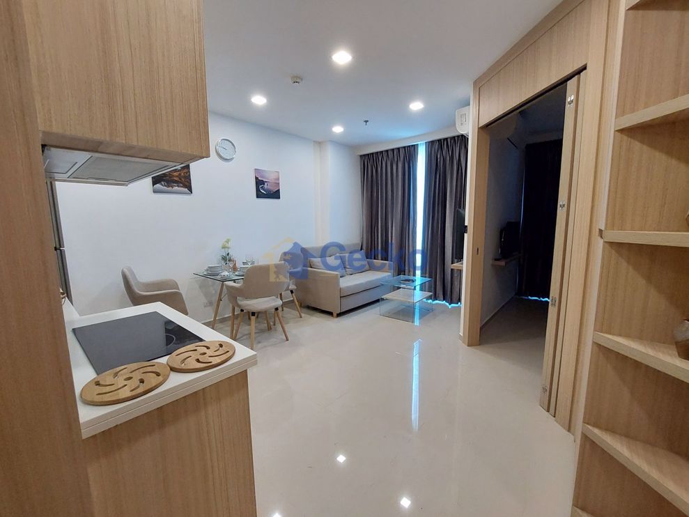 1 ห้องนอน คอนโดมิเนี่ยม in City Garden Tower พัทยาใต้ C010331 (Photo 2)