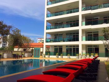 2 Bedrooms Condo in Siam Royal Ocean View Pratumnak C010335