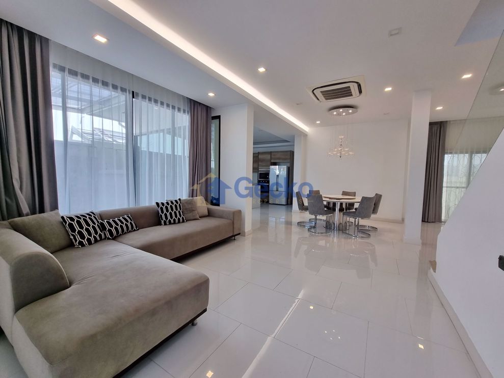 3 Bedrooms House in Baan Fah Rim Haad  Jomtien H010338 (Photo 4)