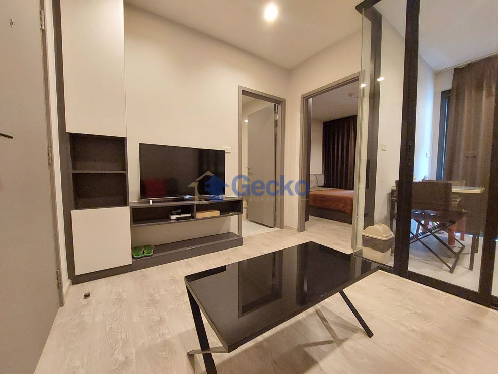 1 ห้องนอน คอนโดมิเนี่ยม in The Base พัทยากลาง C010353 (Photo 3)