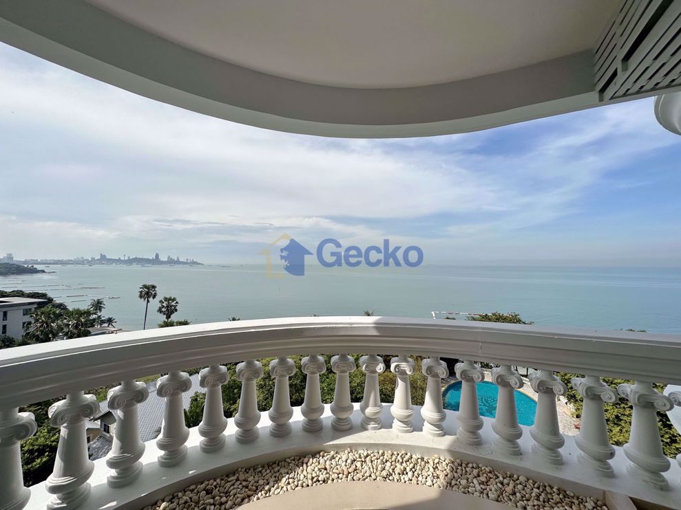 3 Bedrooms Condo in Park Beach  Wongamat C010361 (Cover Photo)