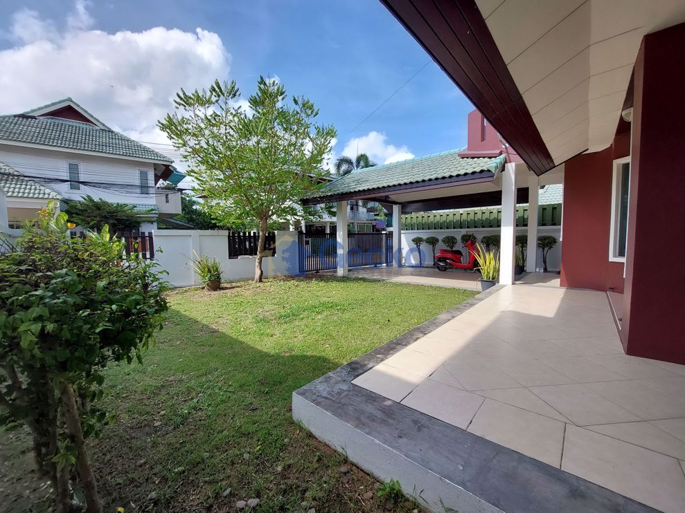 3 Bedrooms House in Siam Place  East Pattaya H009946 (Photo 2)