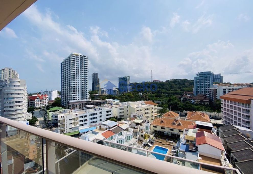 1 Bedroom Condo in Southpoint Pattaya Pratumnak C010375 (Photo 1)