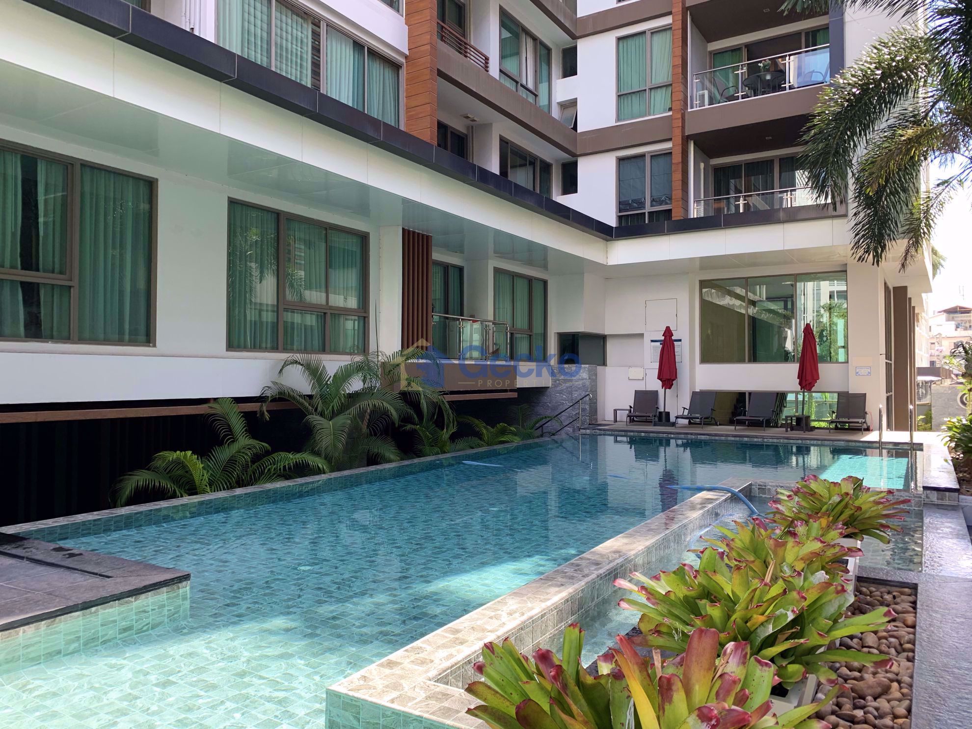 1 Bedroom Condo in The Urban Central Pattaya C010390