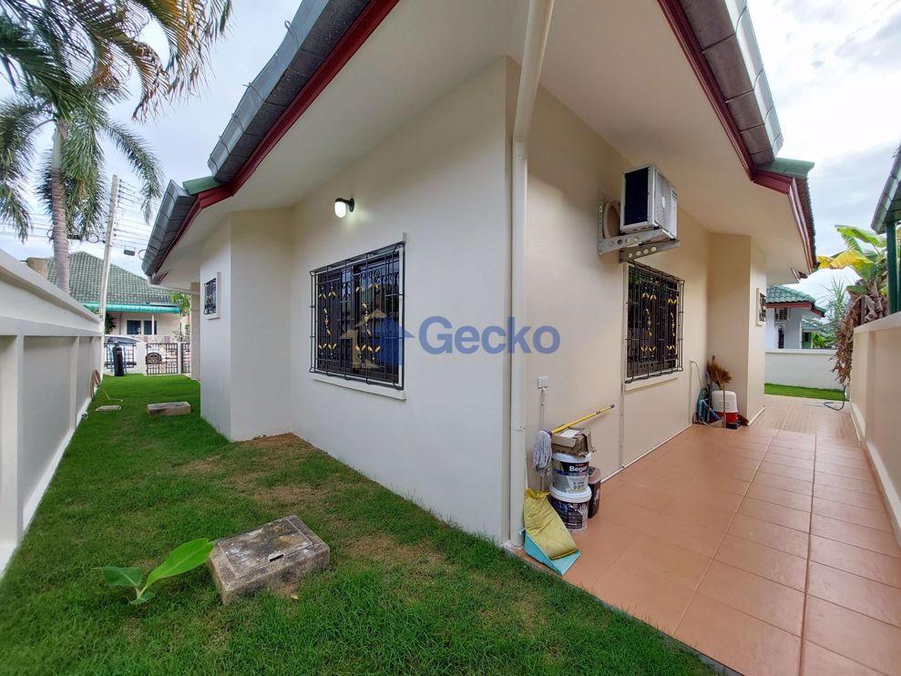 3 Bedrooms House in SP Village 4  East Pattaya H010396 (Photo 4)