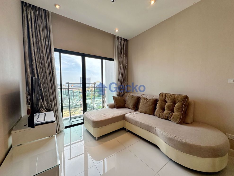 2 Bedrooms Condo in The Axis  South Pattaya C010410 (Photo 1)
