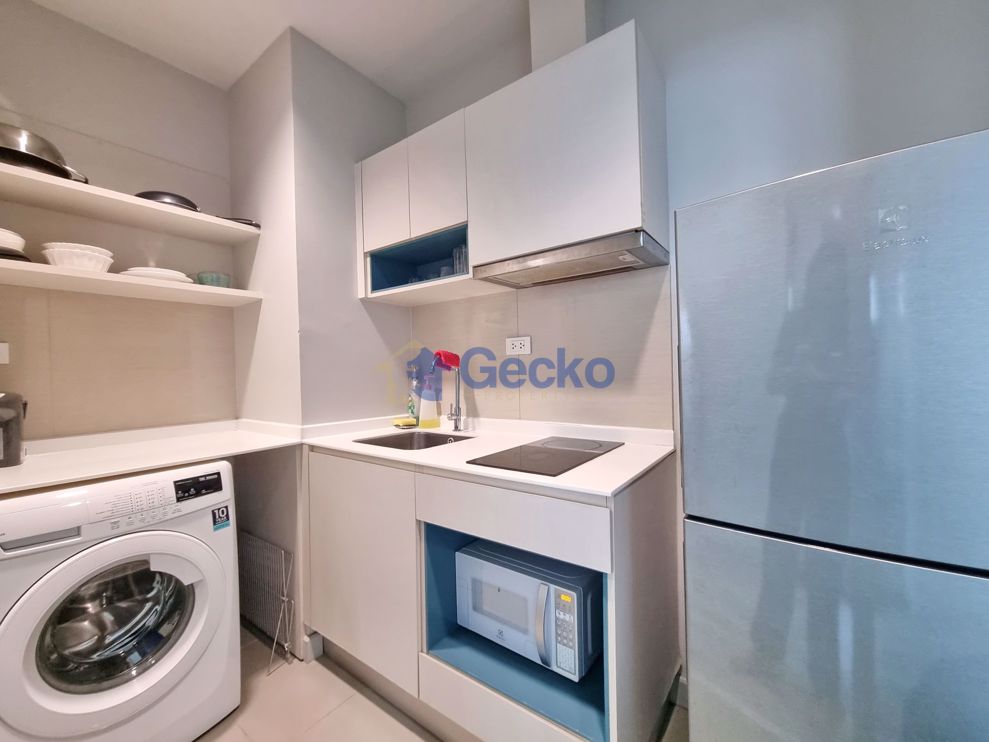 2 Bedrooms Condo in Centric Sea Central Pattaya C007473 (Photo 3)