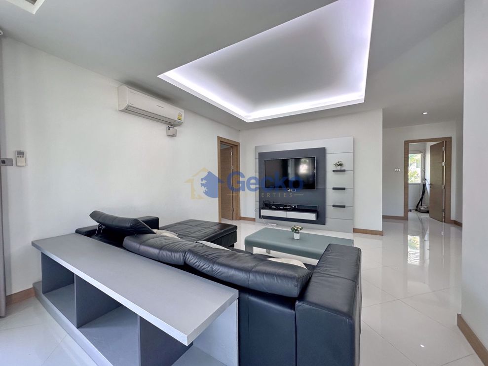 3 Bedrooms House in Green Field Villas 4  East Pattaya H008481 (Photo 4)