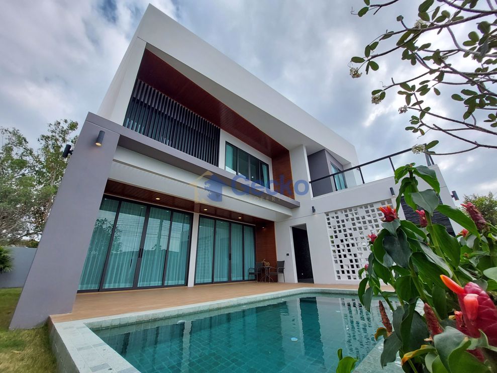 3 Bedrooms House  Huay Yai H010425 (Photo 1)
