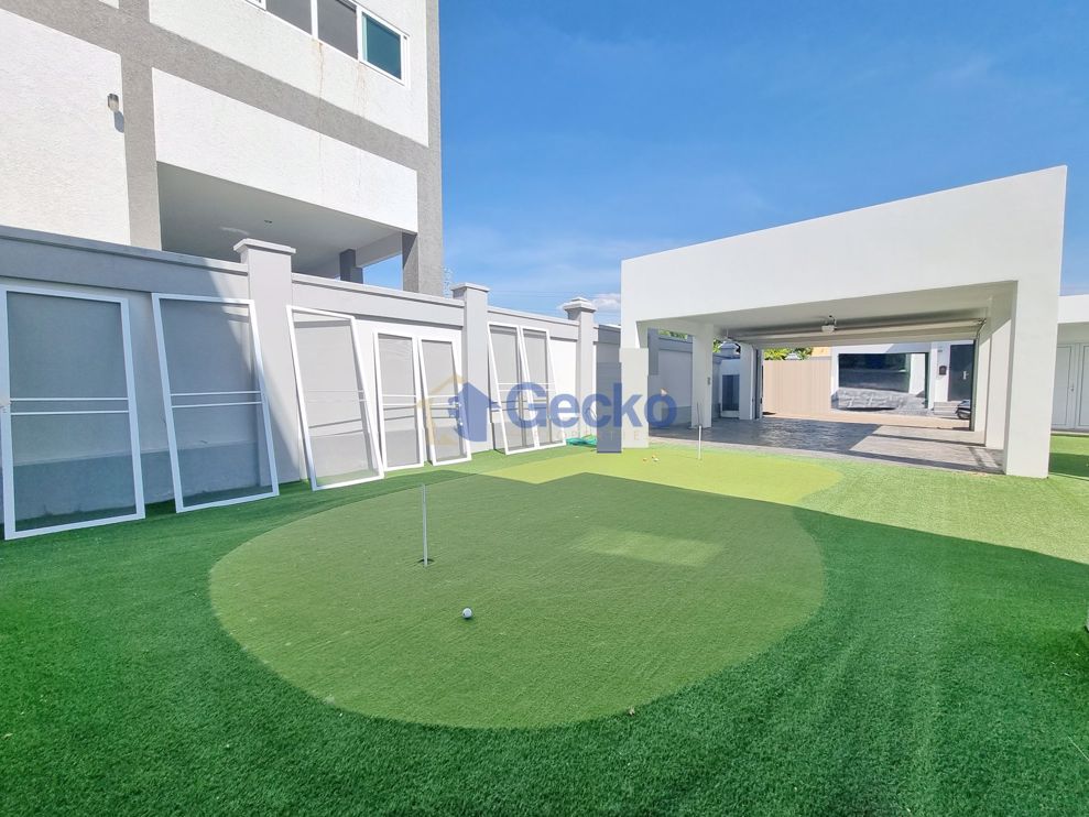 5 Bedrooms House in Siam Royal View  East Pattaya H010432 (Photo 2)