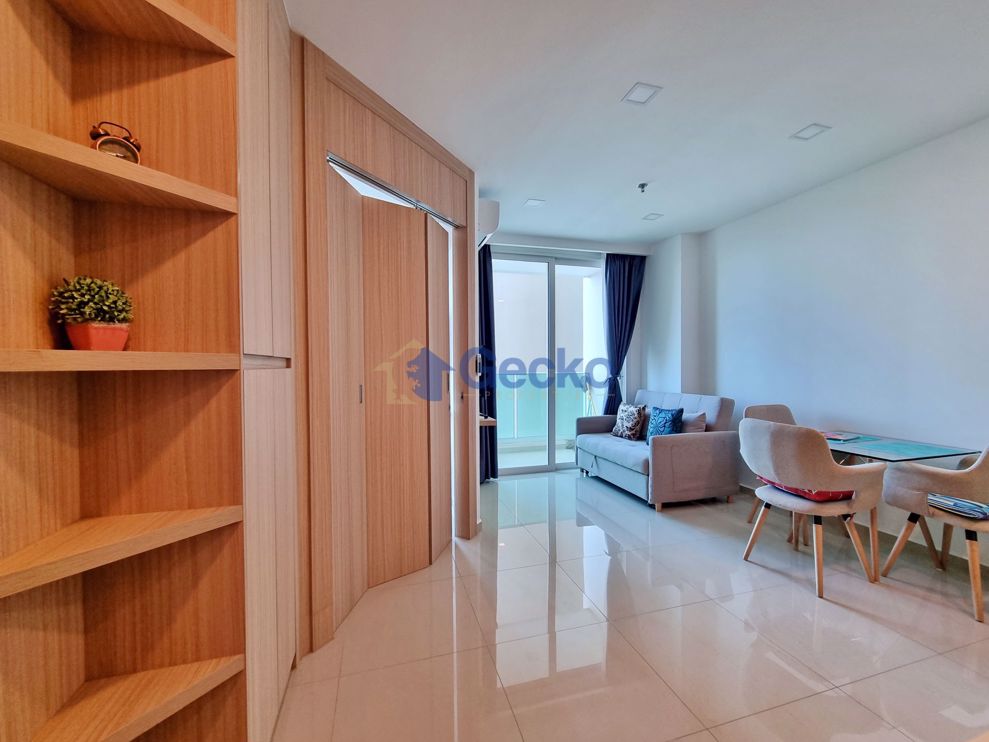 1 Bedroom Condo in City Garden Tower South Pattaya C008863 (Photo 4)