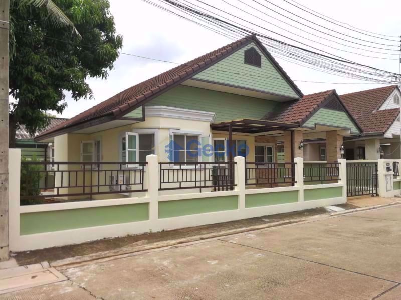 3 Bedrooms House in Ruen Pisa Village   East Pattaya H010441