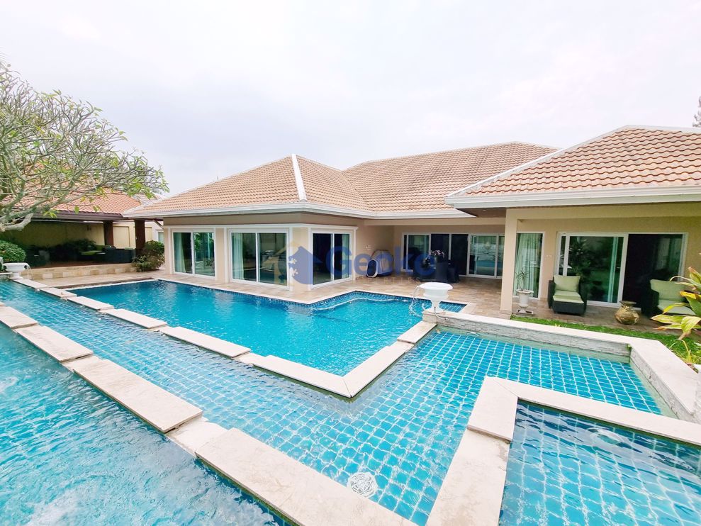 4 Bedrooms House in Sedona Villas  East Pattaya H010458 (Photo 2)
