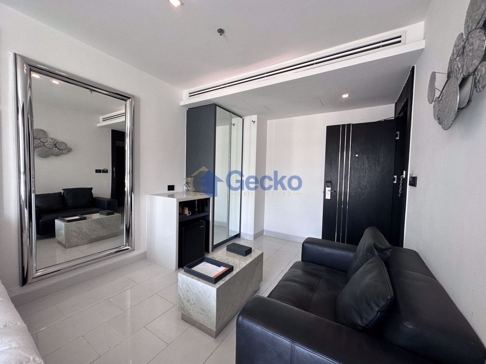 2 Bedrooms Condo in Amari Residence Pratumnak C010460 (Photo 4)