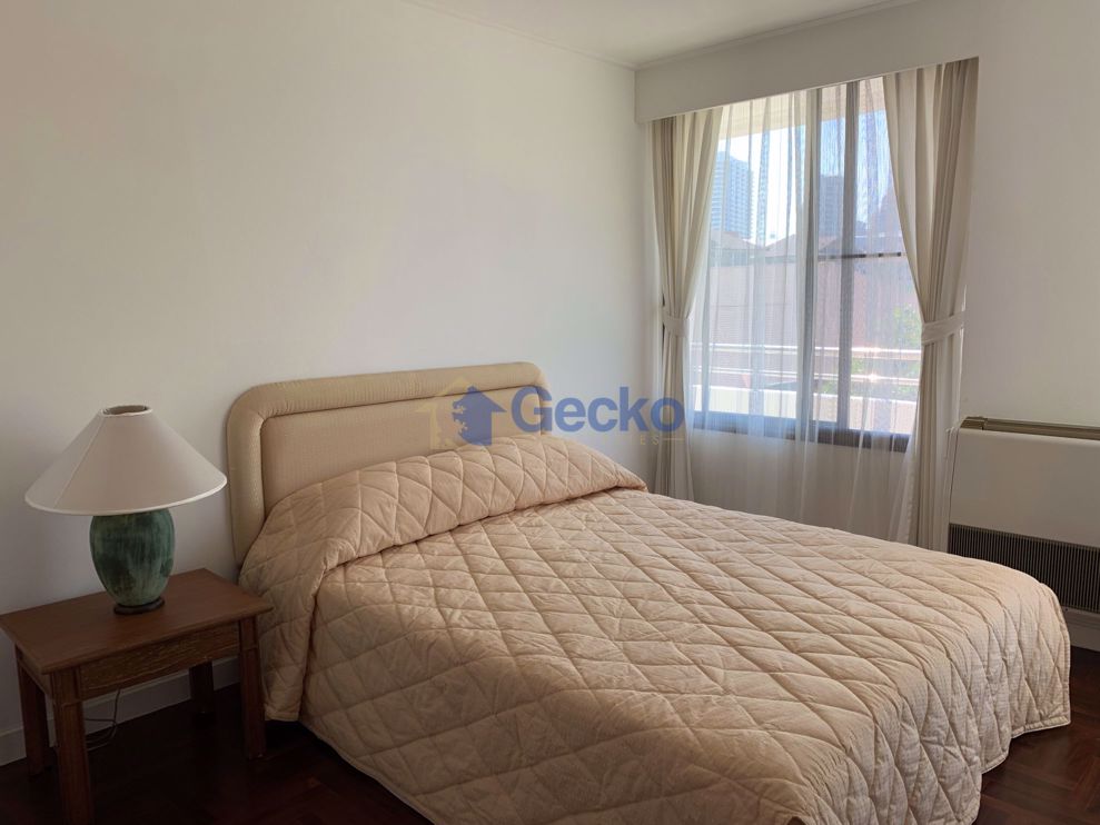3 Bedrooms Condo in Royal Cliff Garden Pratumnak C010477 (Photo 4)