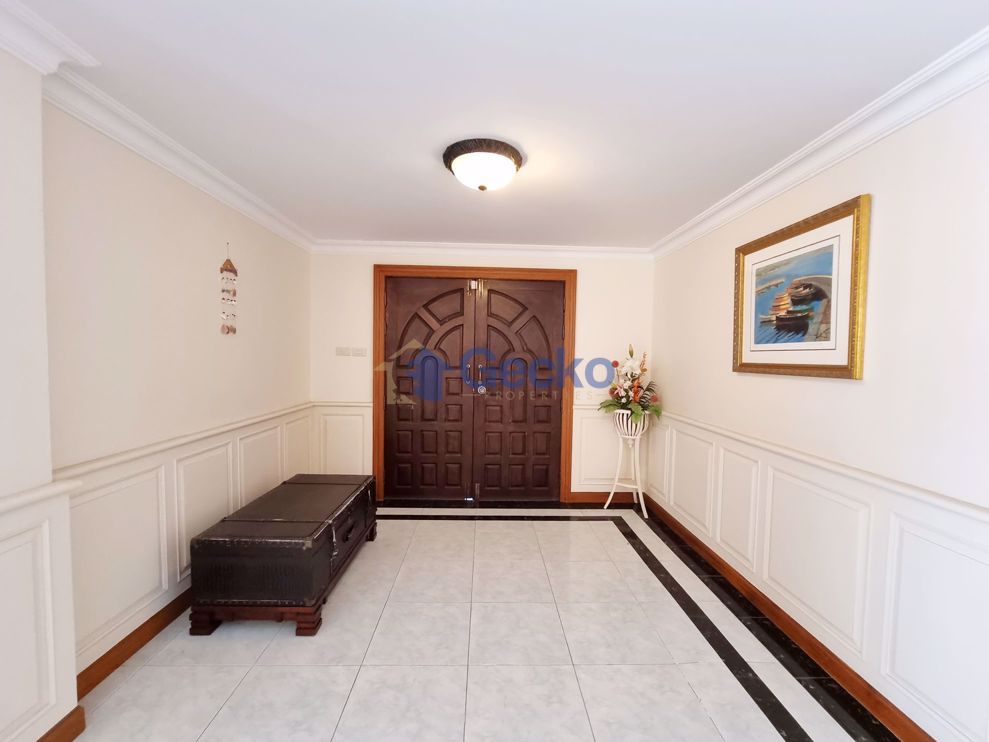 2 Bedrooms Condo in The Bay View Condominium 1 Pratumnak C010434 (Photo 2)