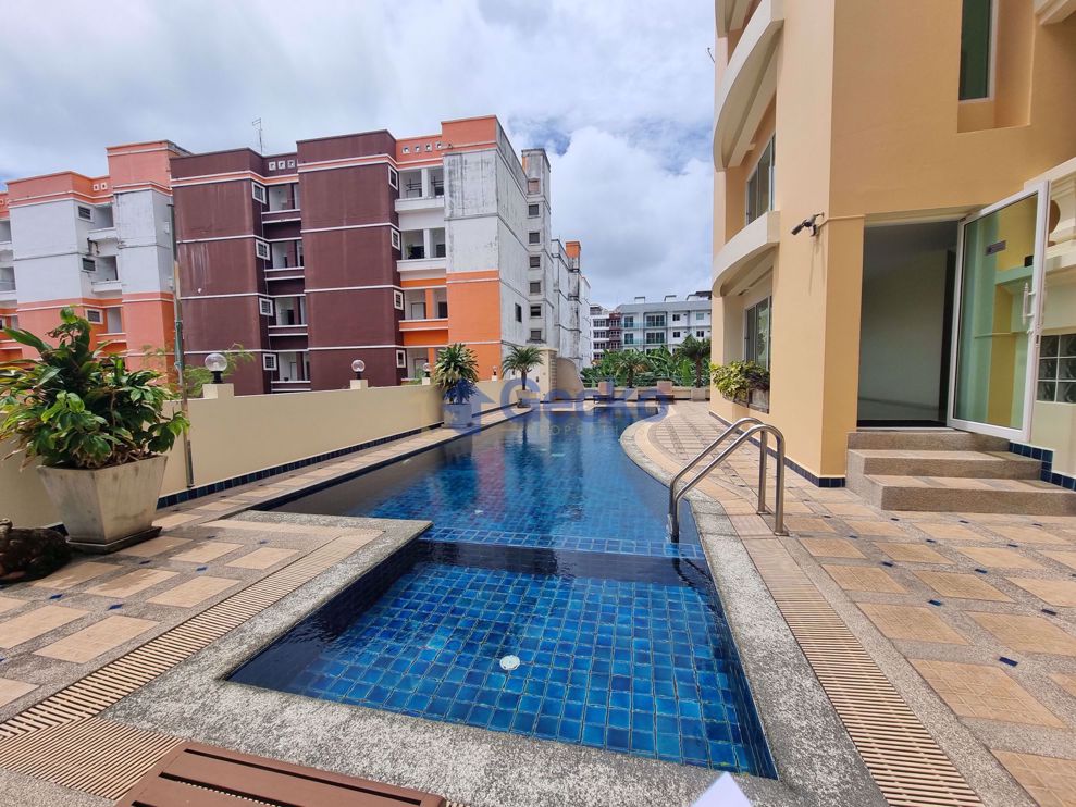 2 Bedrooms Condo in The Bay View Condominium 1 Pratumnak C010434 (Cover Photo)