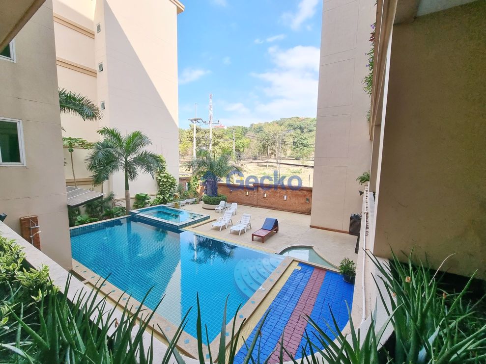 2 ห้องนอน คอนโดมิเนี่ยม in Executive Residence 4 พระตำหนัก C010496 (Photo 1)