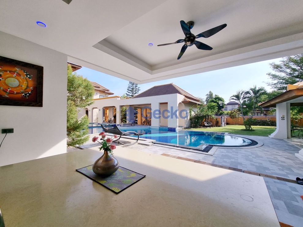 7 Bedrooms House in Phutara  East Pattaya H010513 (Photo 3)