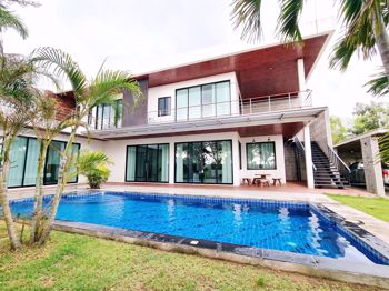 3 ห้องนอน บ้าน  พัทยาตะวันออก H008528