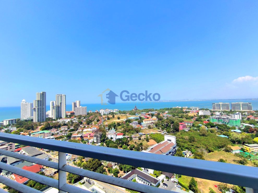 Studio Condo in AD Condo Hyatt Wongamat C010540 (Cover Photo)