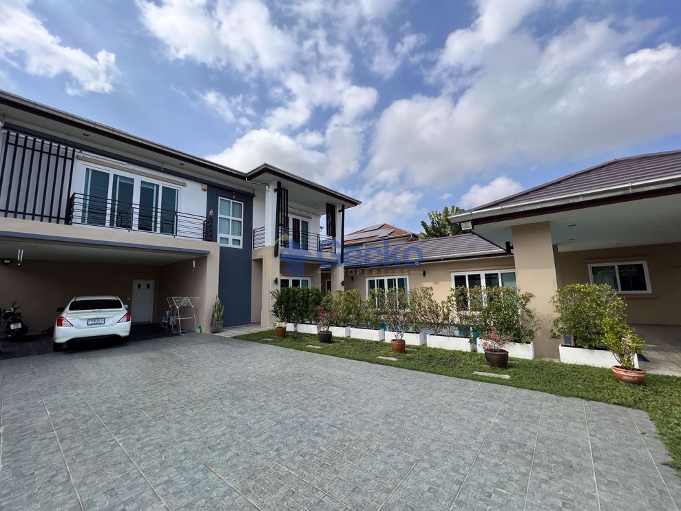 7 ห้องนอน บ้าน in เลคไซด์ คอร์ท 5  พัทยาตะวันออก H010003 (Photo 1)