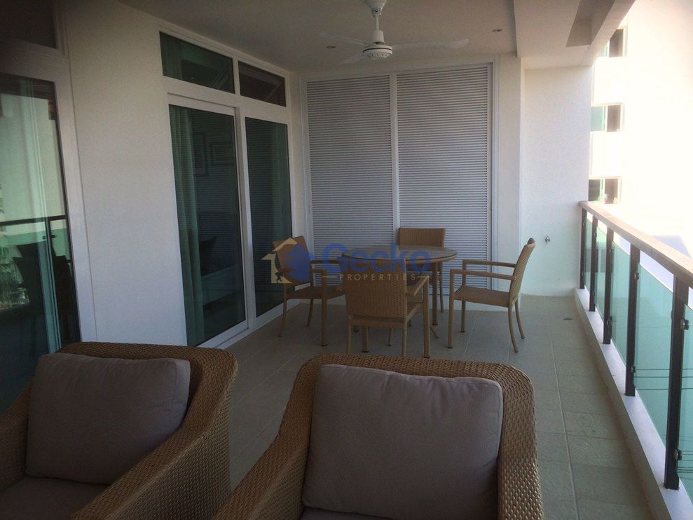 2 ห้องนอน คอนโดมิเนี่ยม in สยาม รอยัล โอเชียน วิว พระตำหนัก C010555 (Photo 1)