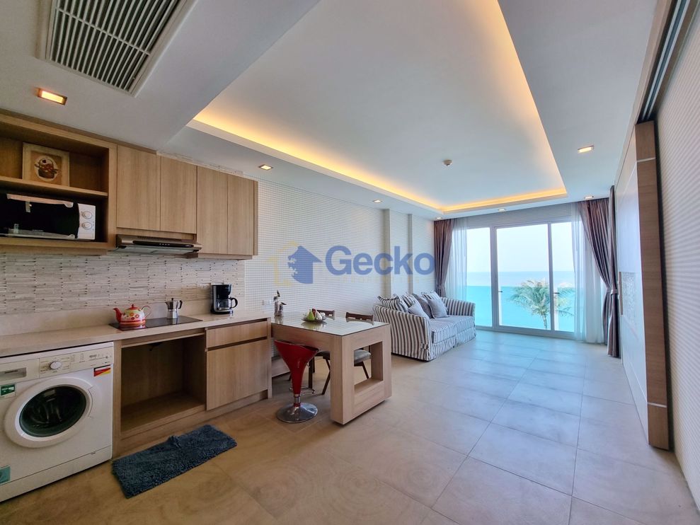 1 ห้องนอน คอนโดมิเนี่ยม in Paradise Ocean View บางละมุง C010579 (Photo 3)