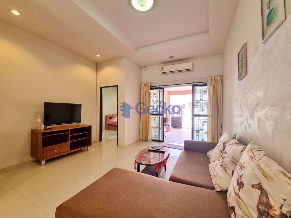 2 ห้องนอน บ้าน in Chokchai Village 7  พัทยาตะวันออก H009447 (Photo 2)
