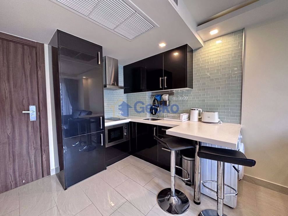1 ห้องนอน คอนโดมิเนี่ยม in Grand Avenue พัทยากลาง C009366 (Photo 4)