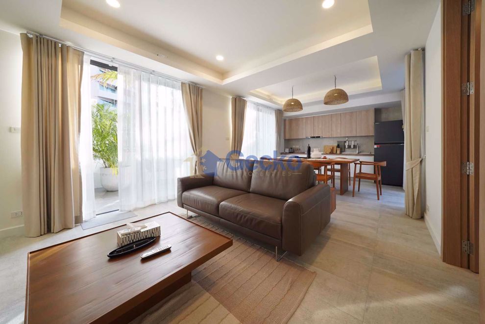 8 Bedrooms House in Chateaudale Thai Bali Villa  Jomtien H010595 (Photo 4)