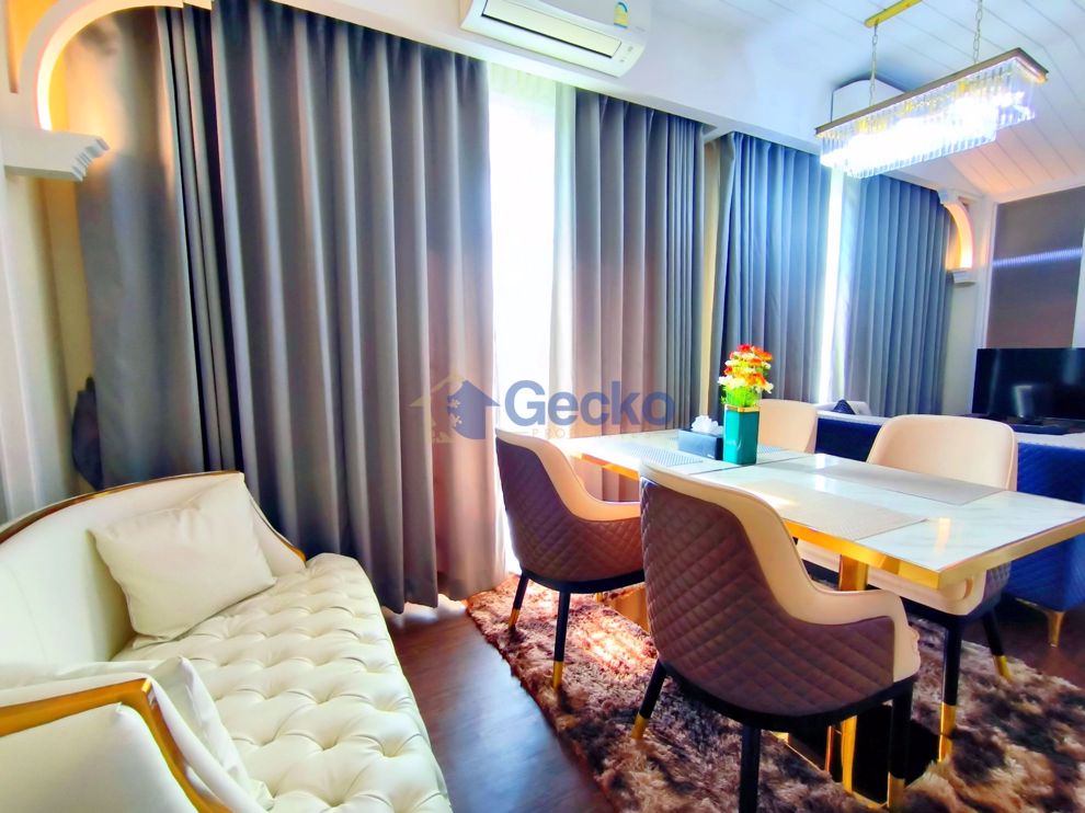 2 Bedrooms Condo in Grand Florida Beachfront Condo Resort Na Jomtien C010602 (Photo 4)