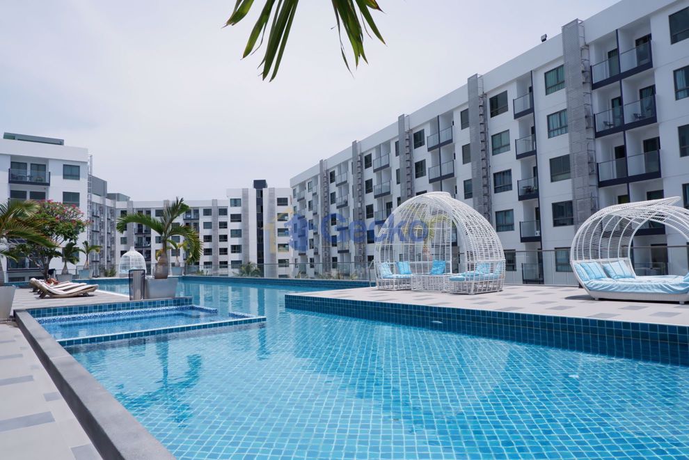 2 ห้องนอน คอนโดมิเนี่ยม in อาคาเดีย บีช รีสอร์ท พัทยาใต้ C010609 (Photo 1)