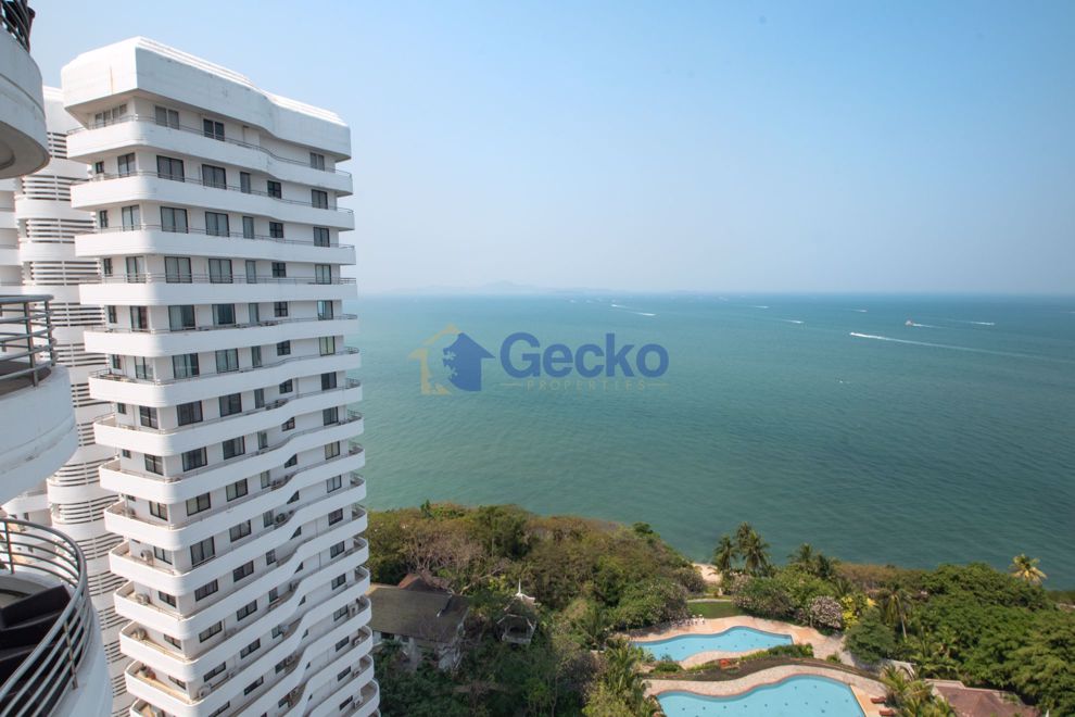 2 ห้องนอน คอนโดมิเนี่ยม in Royal Cliff Garden พระตำหนัก C010617 (Photo 2)