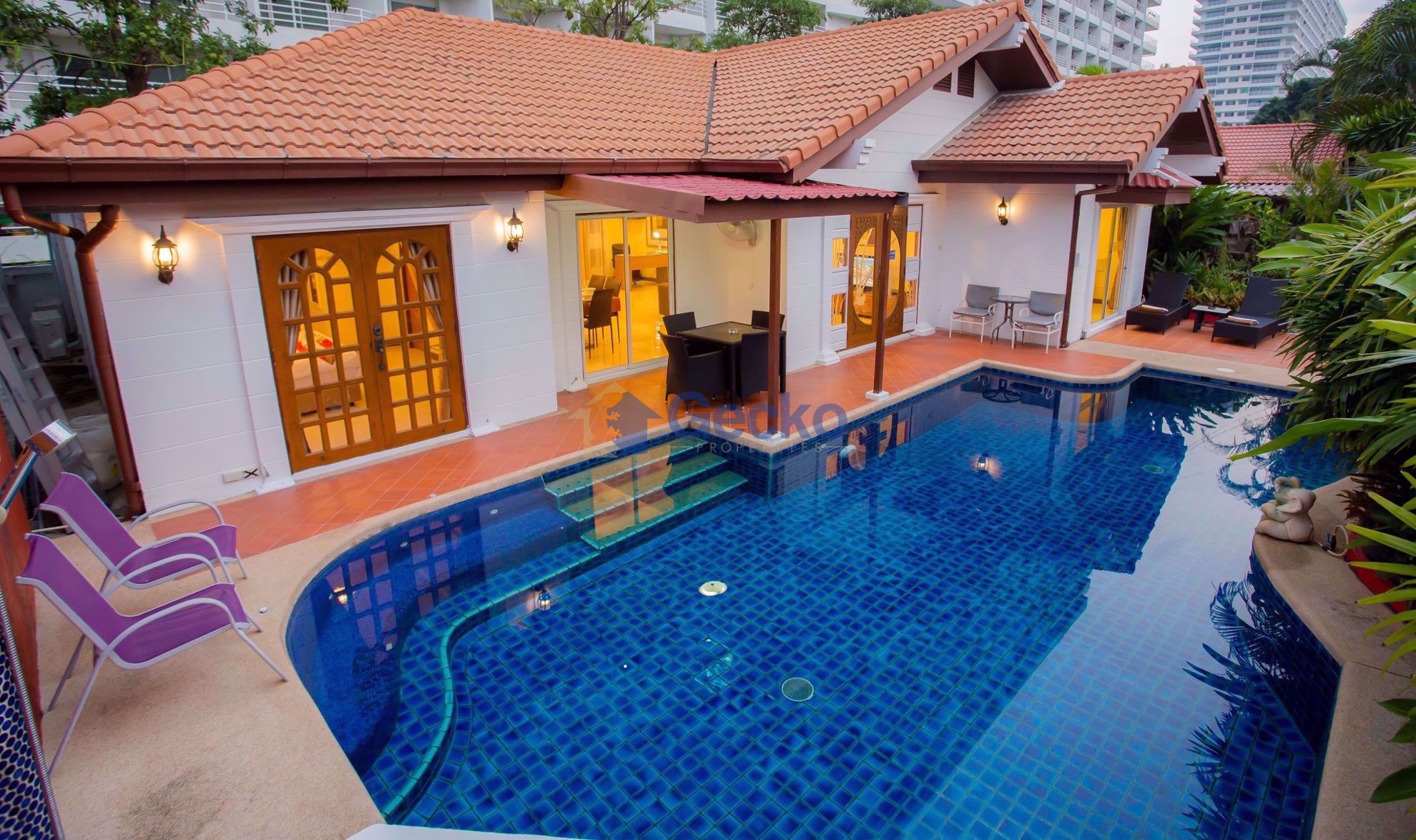 4 ห้องนอน บ้าน in Grand Condotel  จอมเทียน H010630