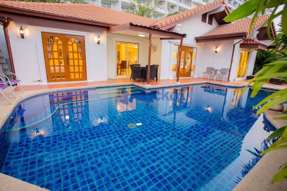 4 ห้องนอน บ้าน in Grand Condotel  จอมเทียน H010630 (Photo 2)
