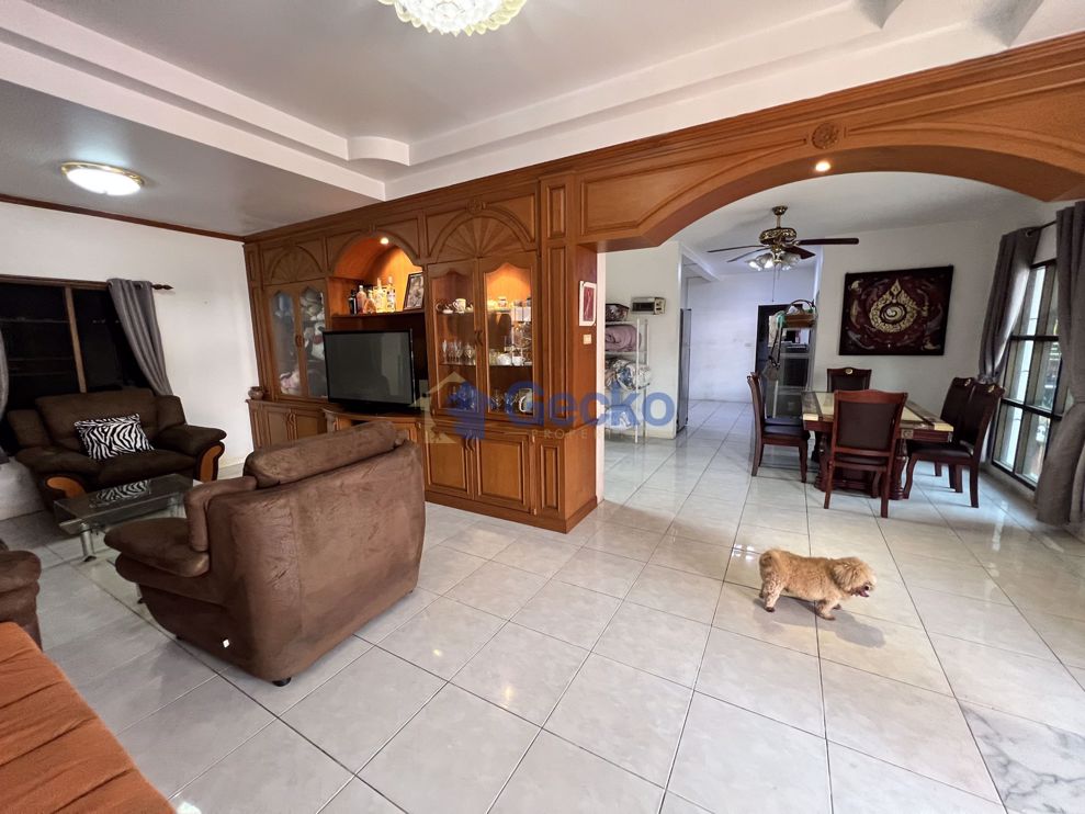 4 ห้องนอน บ้าน in ทีดับเบิลยูซิตี้โฮม  พัทยาตะวันออก H010638 (Photo 4)