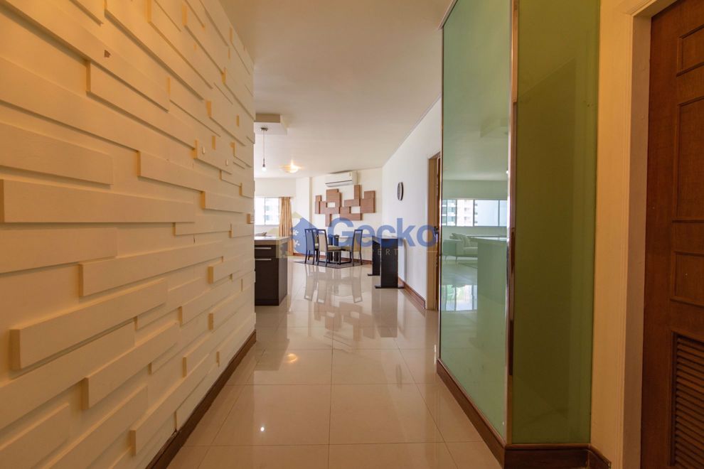 2 ห้องนอน คอนโดมิเนี่ยม in Markland พัทยาเหนือ C010650 (Photo 4)